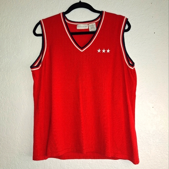 White Stag XL-16/18 Tee Red w/ Blue Trim Sleeveless Top Tank Acrylic Nylon - Picture 1 of 8